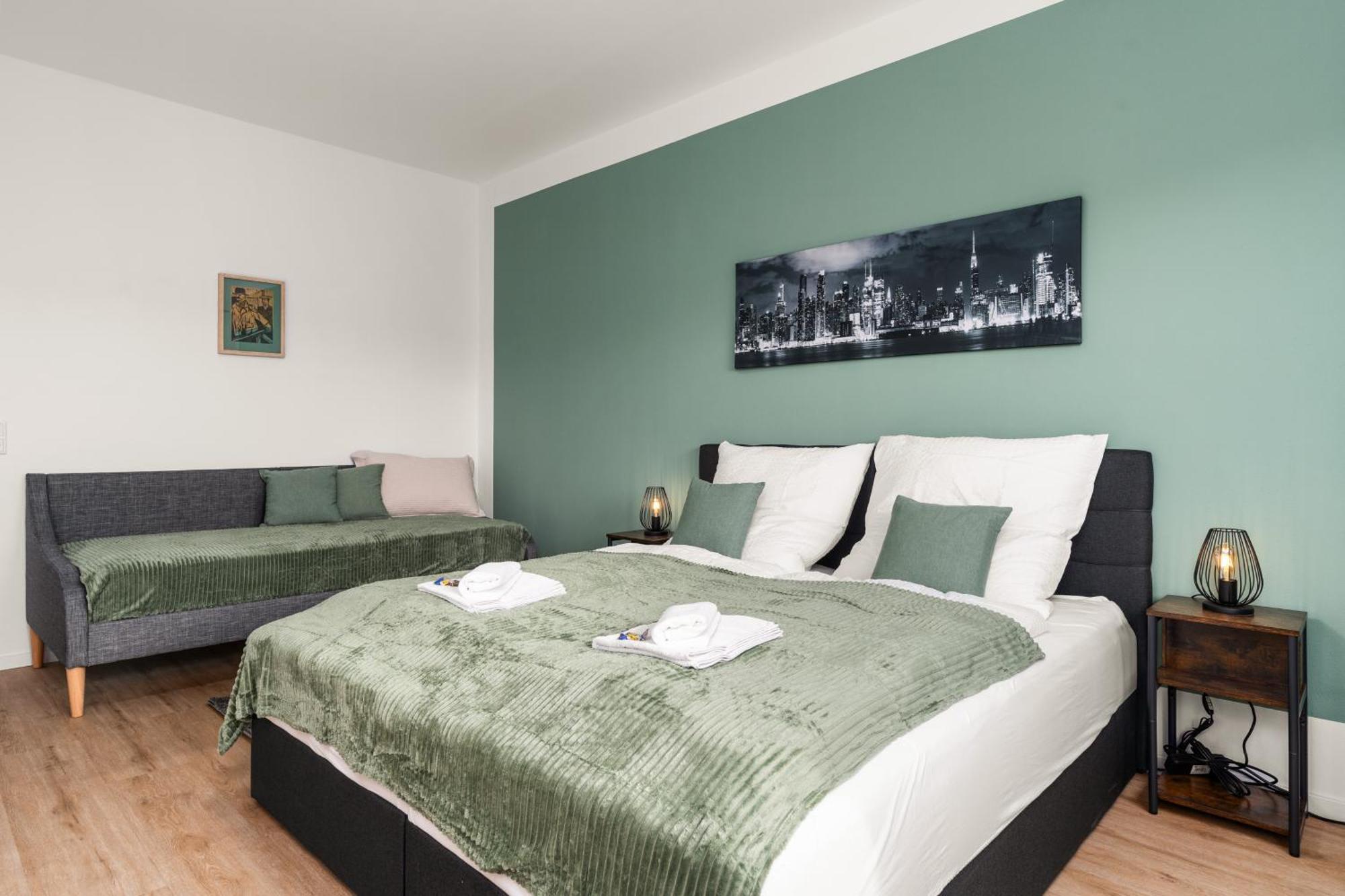 Homely-Apartment Manhattanart, Zentral, Parkplatz, Billard,Ps4, Dart, Balkon Билефельд Экстерьер фото
