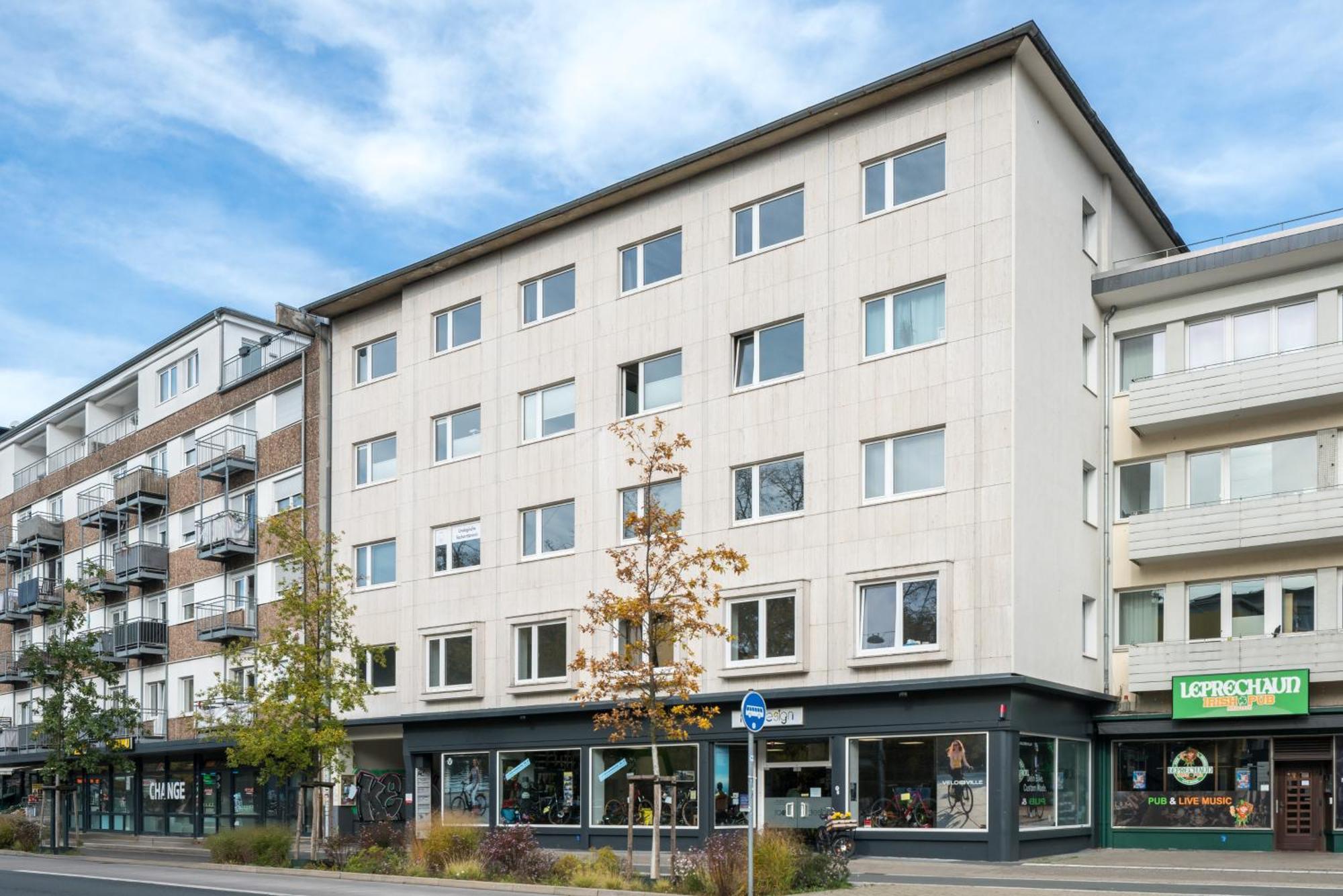 Homely-Apartment Manhattanart, Zentral, Parkplatz, Billard,Ps4, Dart, Balkon Билефельд Экстерьер фото
